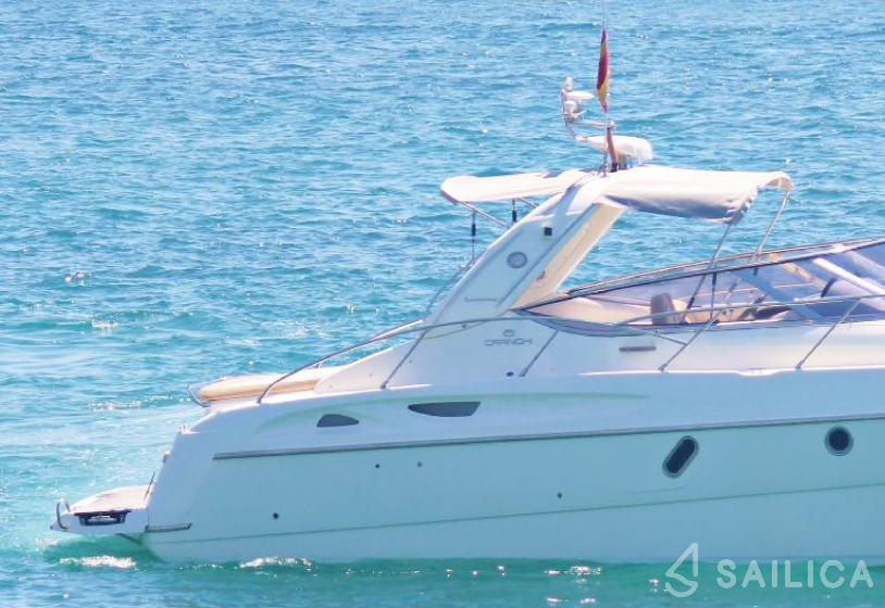Cranchi 41 - Yacht Charter Sailica