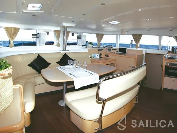 Lagoon 440 - Photo #19 Lagoon 440 - Yacht Charter Sailica