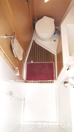 Lagoon 450 - Photo #26 Lagoon 450 - Yacht Charter Sailica