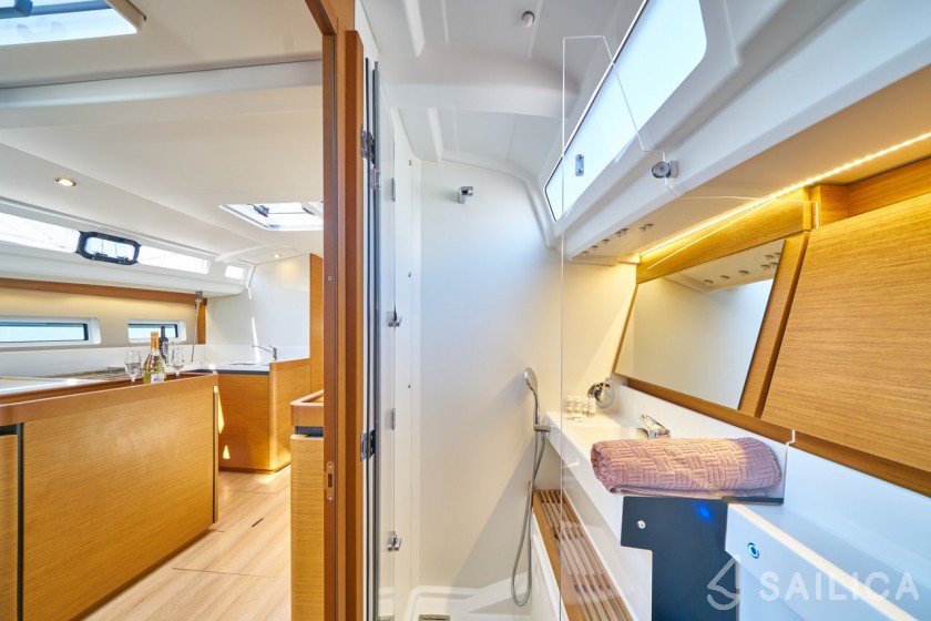 Sun Odyssey 440 - Yacht Charter Sailica