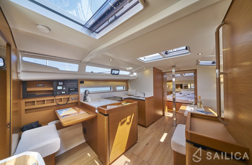 Sun Odyssey 440 - Yacht Charter Sailica