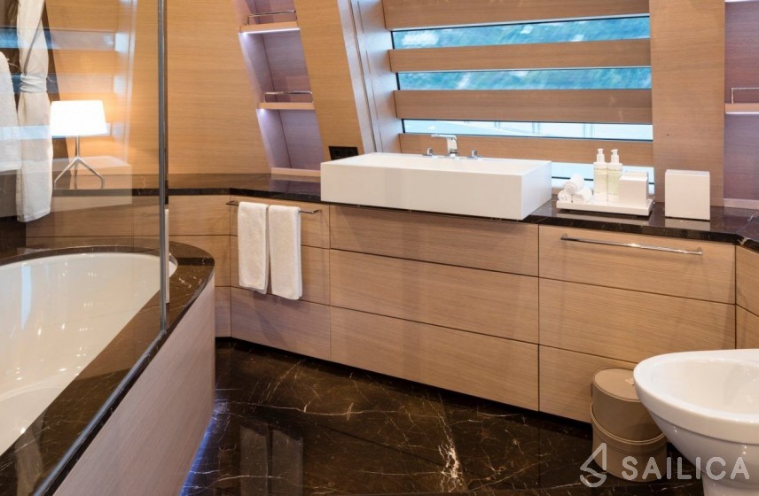 Silver Yachts 85 - Yacht Charter Sailica