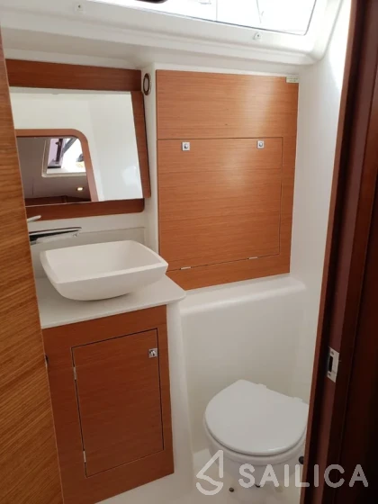 Dufour 460 GL - Yacht Charter Sailica