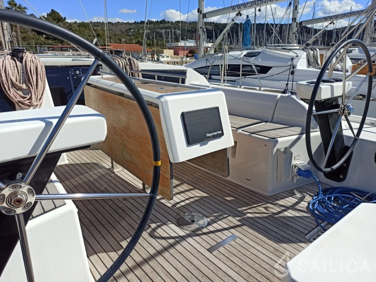 Dufour 390 Grand Large - Yacht Charter Sailica