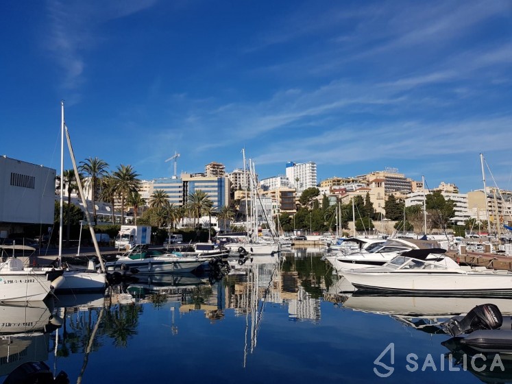 Solaris 44 - Yacht Charter Sailica