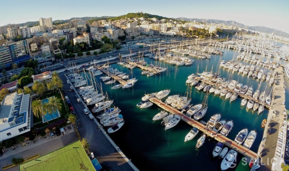 Solaris 44 - Yacht Charter Sailica