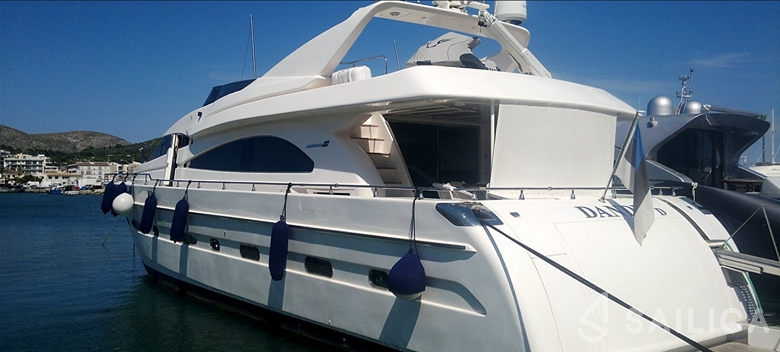 Astondoa 82 GLX - Yacht Charter Sailica