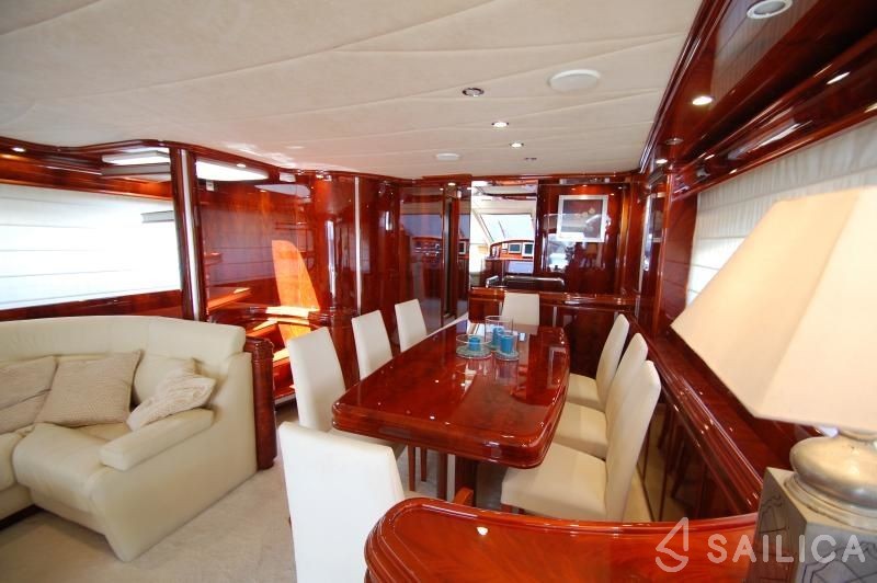Astondoa 82 GLX - Yacht Charter Sailica