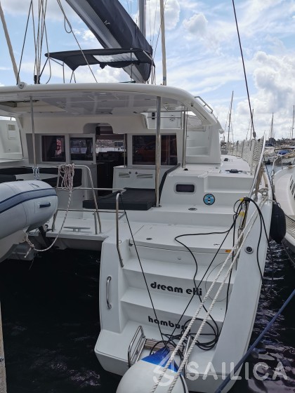 Lagoon 450  Flybridge - Yacht Charter Sailica