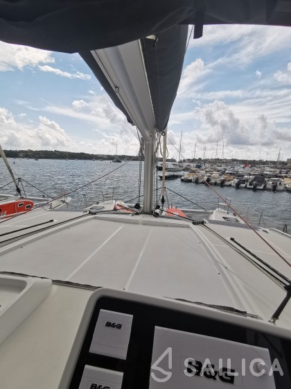 Lagoon 450  Flybridge - Yacht Charter Sailica