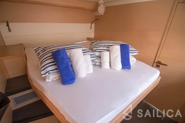 Lagoon 52F - Yacht Charter Sailica