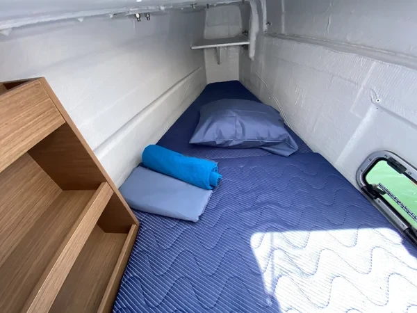 Lagoon 40 - Yacht Charter Sailica