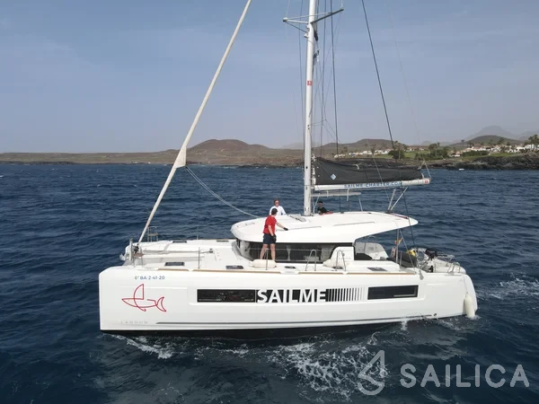 Lagoon 40 - Yacht Charter Sailica