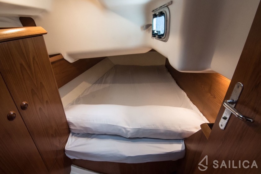 Sun Odyssey 37 - Yacht Charter Sailica