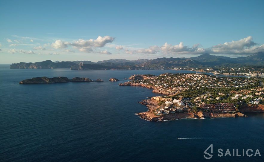 Windy 31 Zonda - Yacht Charter Sailica