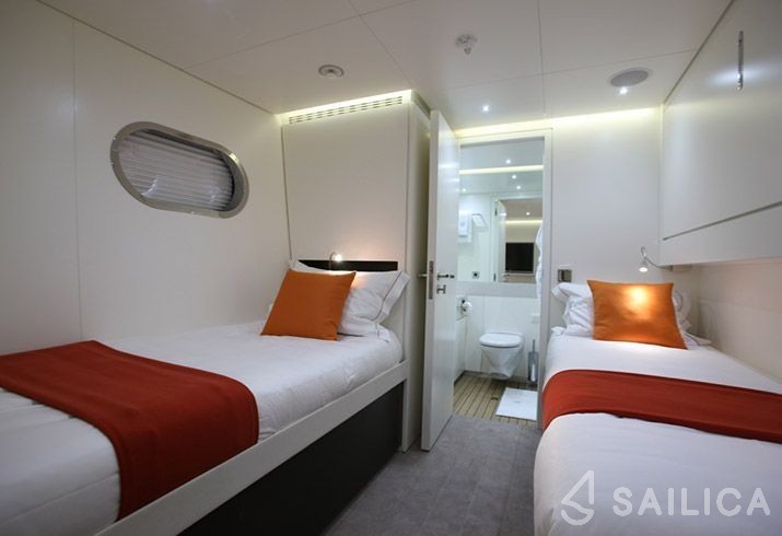 Rodriguez 132 - Yacht Charter Sailica