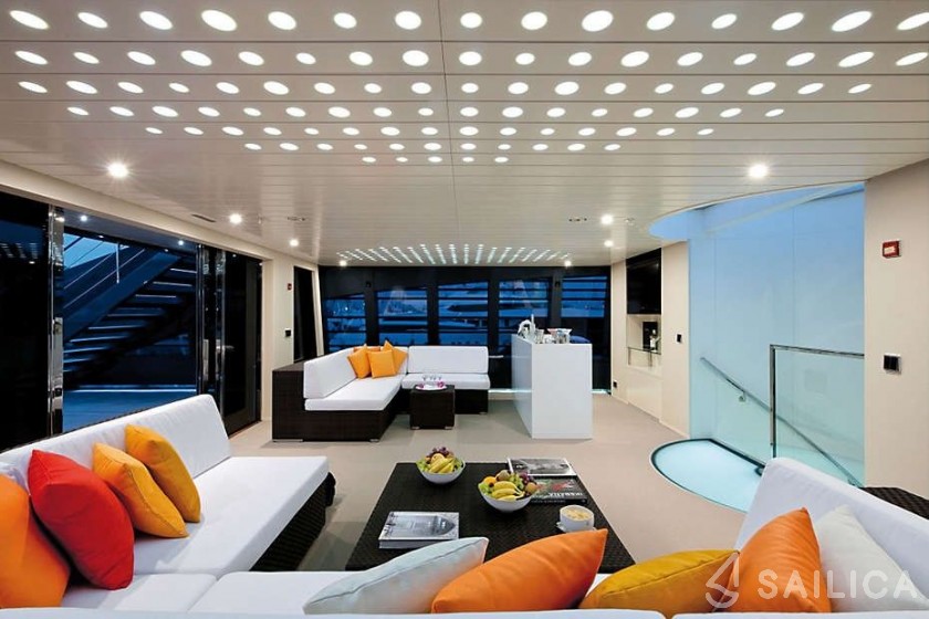 Rodriguez 132 - Yacht Charter Sailica