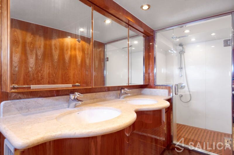 Monte Fino 76 - Yacht Charter Sailica