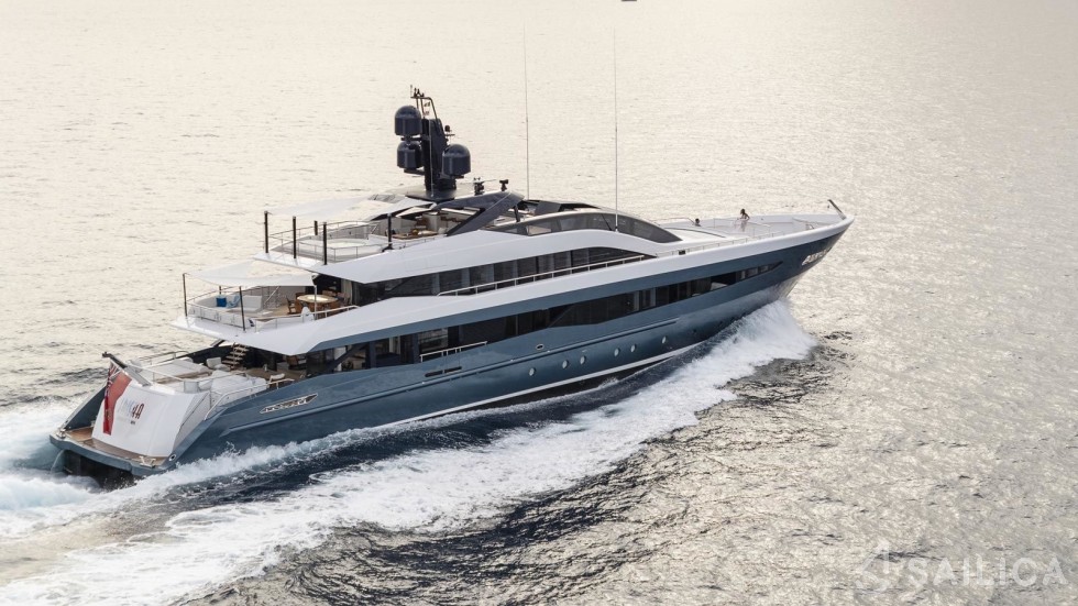 Heesen 51 - Yacht Charter Sailica