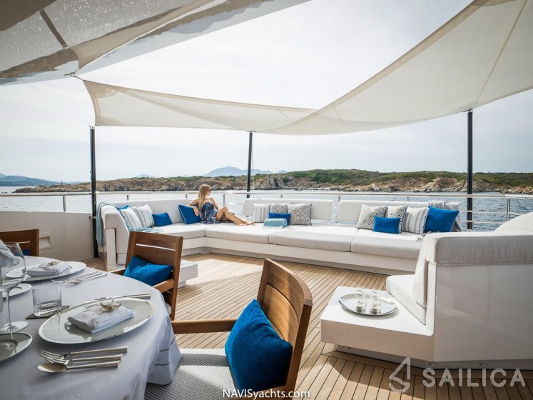 Heesen 51 - Yacht Charter Sailica