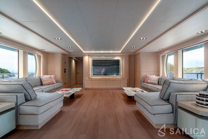 Amels 253 - Yacht Charter Sailica