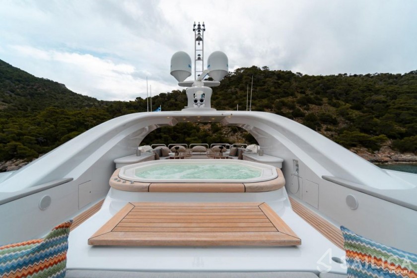 Amels 253 - Yacht Charter Sailica