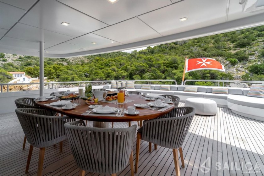 Amels 253 - Yacht Charter Sailica