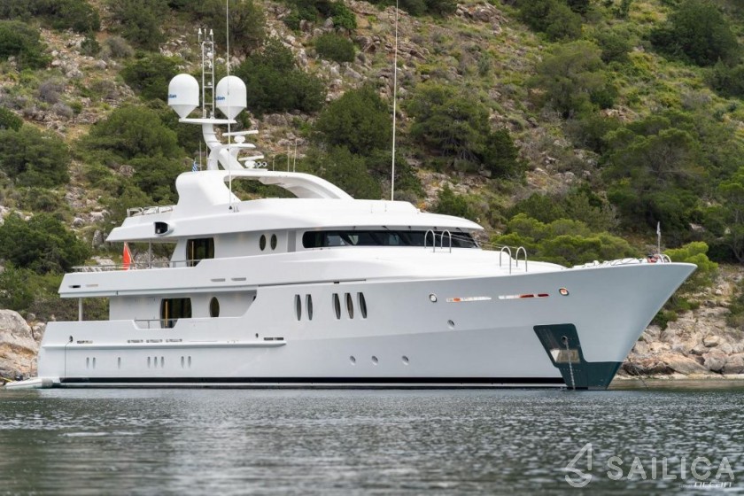 Amels 253 - Yacht Charter Sailica