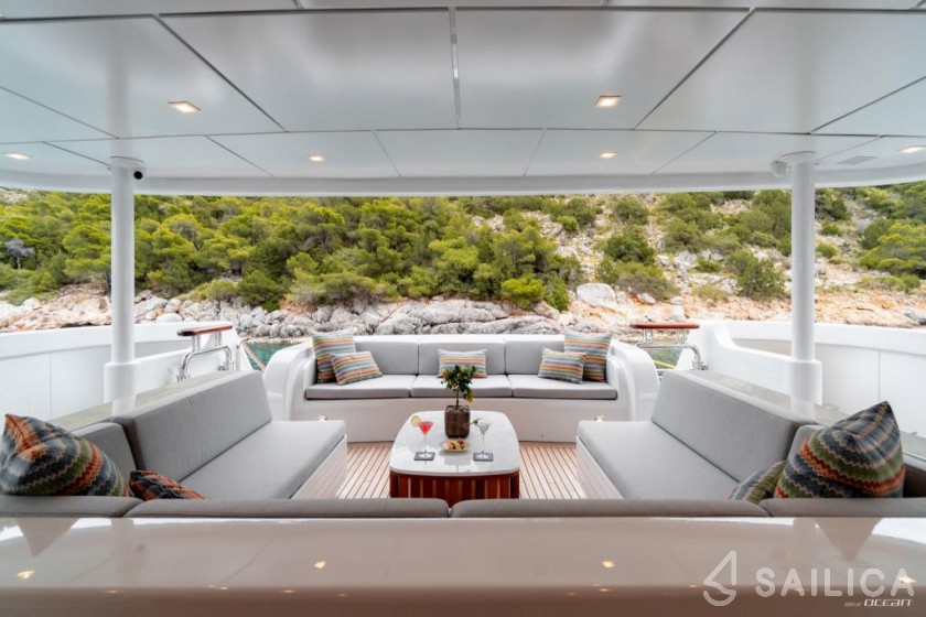 Amels 253 - Yacht Charter Sailica
