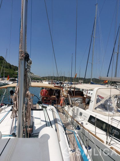 Sun Odyssey 36 - Yacht Charter Sailica