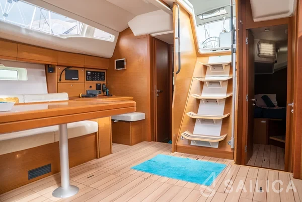 Jeanneau 54 - Yacht Charter Sailica