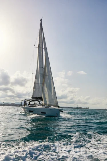 Dufour 470 - Yacht Charter Sailica