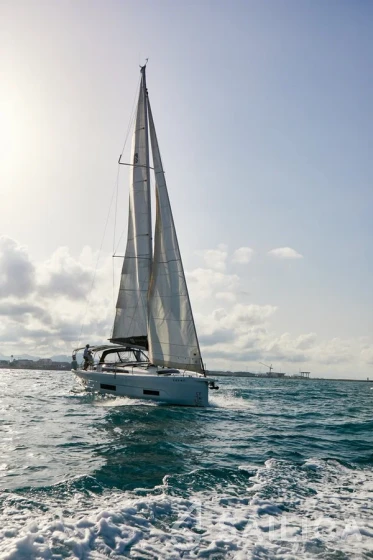 Dufour 470 - Yacht Charter Sailica
