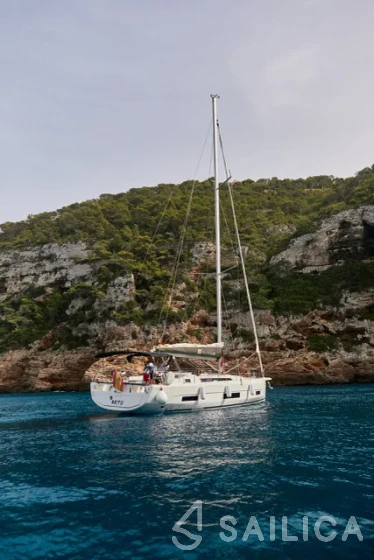 Dufour 470 - Yacht Charter Sailica