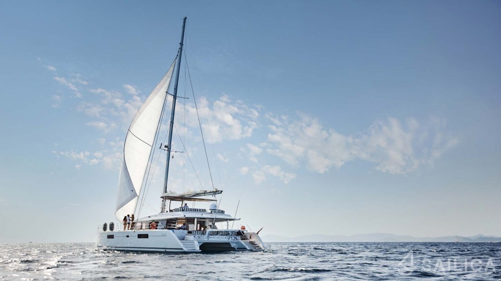 Lagoon 560 S2 - Yacht Charter Sailica