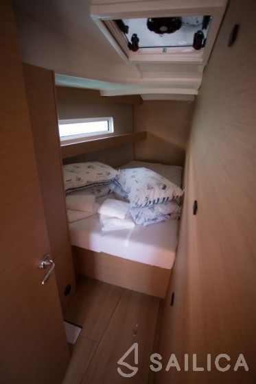 Sun Odyssey 440 - Yacht Charter Sailica