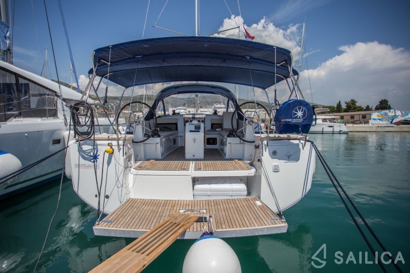 Sun Odyssey 440 - Yacht Charter Sailica