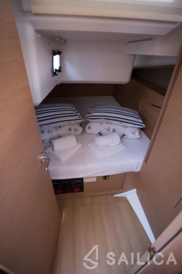 Sun Odyssey 440 - Yacht Charter Sailica
