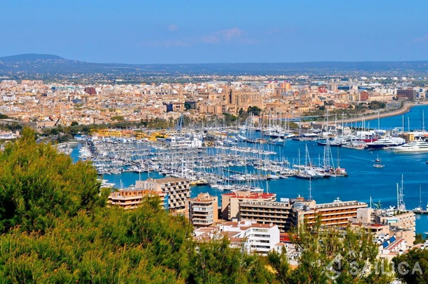 Sun Odyssey 440 - Yacht Charter Sailica