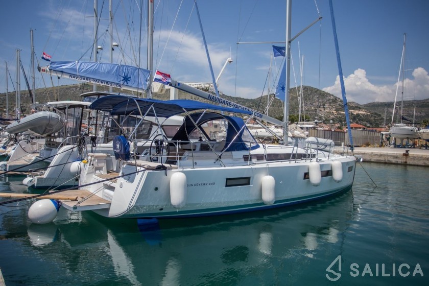 Sun Odyssey 440 - Yacht Charter Sailica