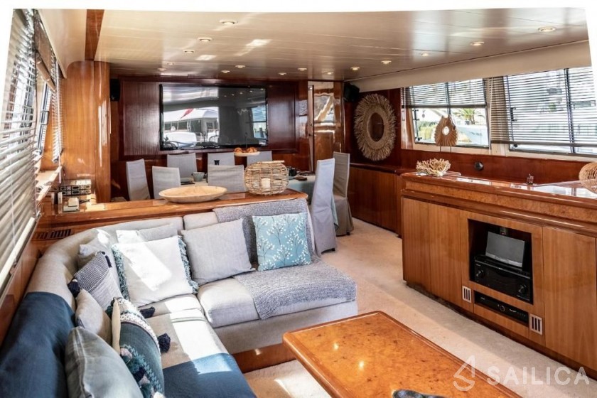 Falcon 80 - Yacht Charter Sailica