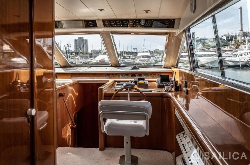 Falcon 80 - Yacht Charter Sailica