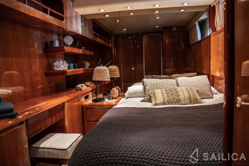 Falcon 80 - Yacht Charter Sailica