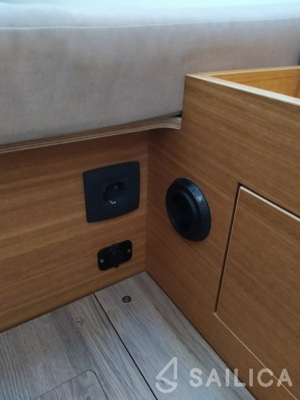 Elan Impression 40.1 - Yacht Charter Sailica