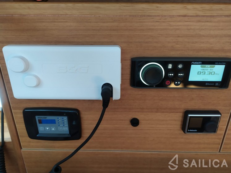 Elan Impression 40.1 - Yacht Charter Sailica