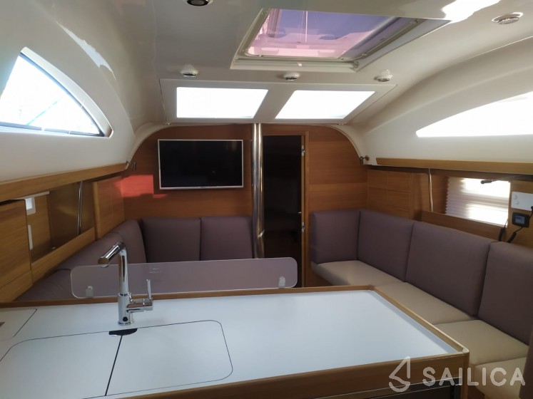 Elan Impression 40.1 - Yacht Charter Sailica