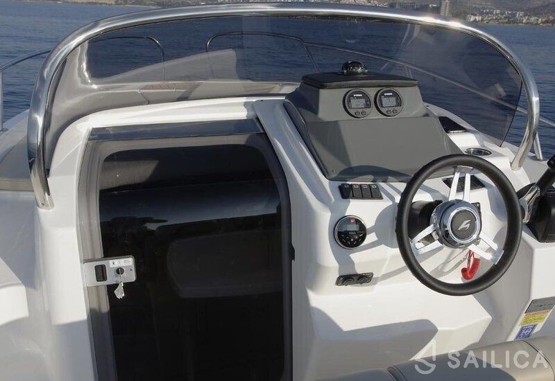 Karnic 602 - Yacht Charter Sailica