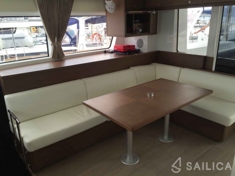 Lagoon 52 - Yacht Charter Sailica