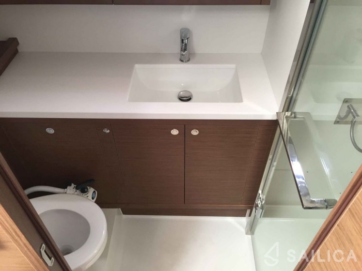 Lagoon 52 - Yacht Charter Sailica