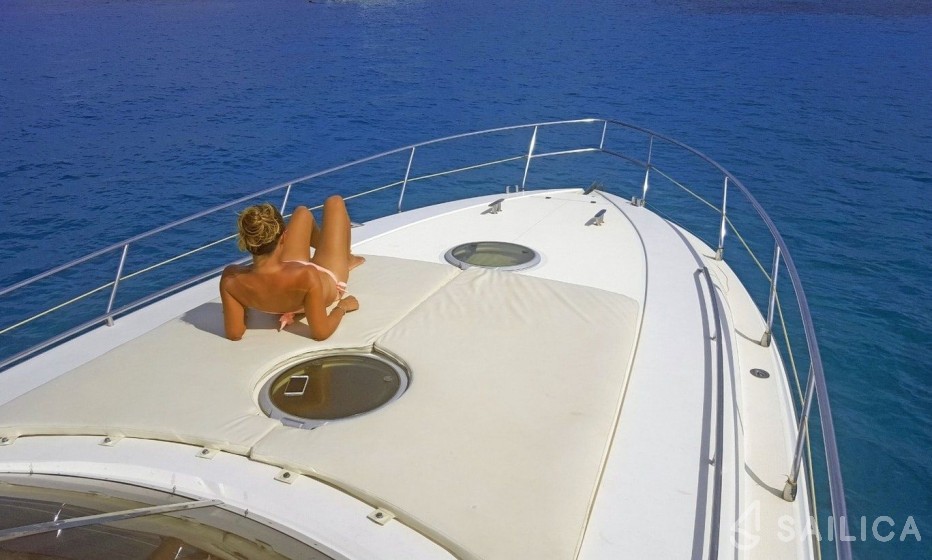 Ilver Mirable 41 - Yacht Charter Sailica